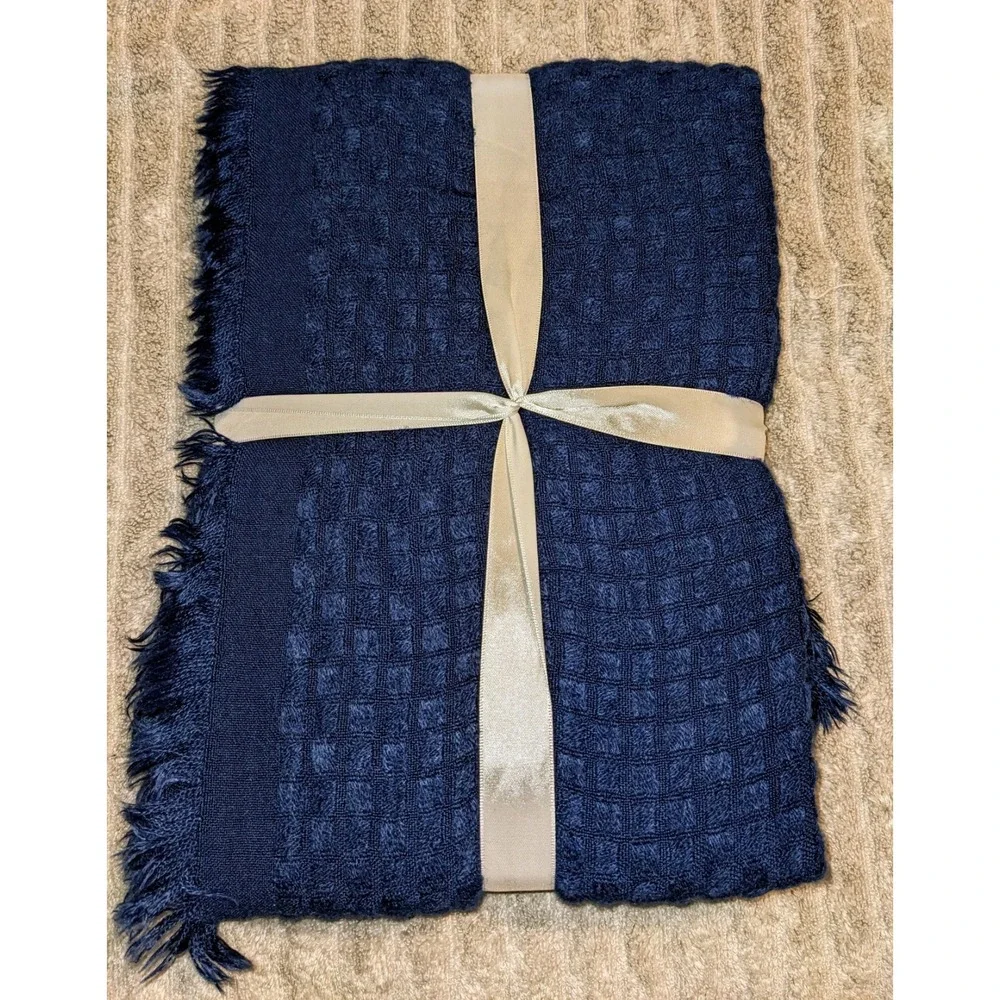Fennco‎ Styles Waffle Weave Blue Sift Lightweight Throw Blanket Fringe 50x60 NWT